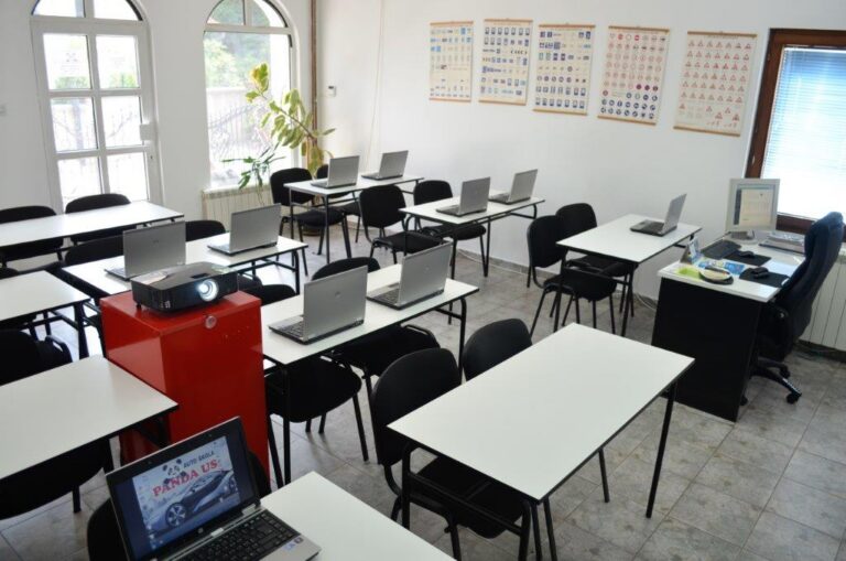 auto skola teorijska nastava
