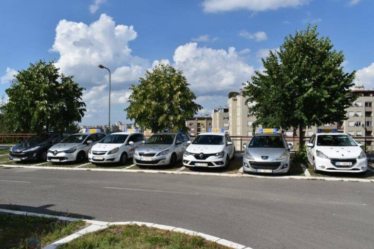 Moderni automobili